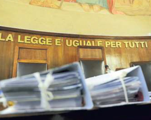 Caso di tentato omicidio, stalking e maltrattamenti